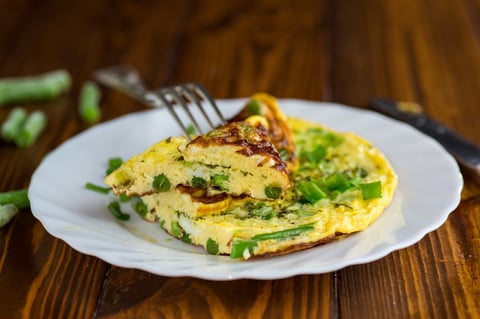 Omelette with beans and fresh herbs